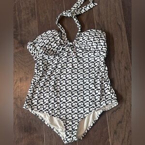 EBERJEY ONE PIECE Swimsuit. Medium.